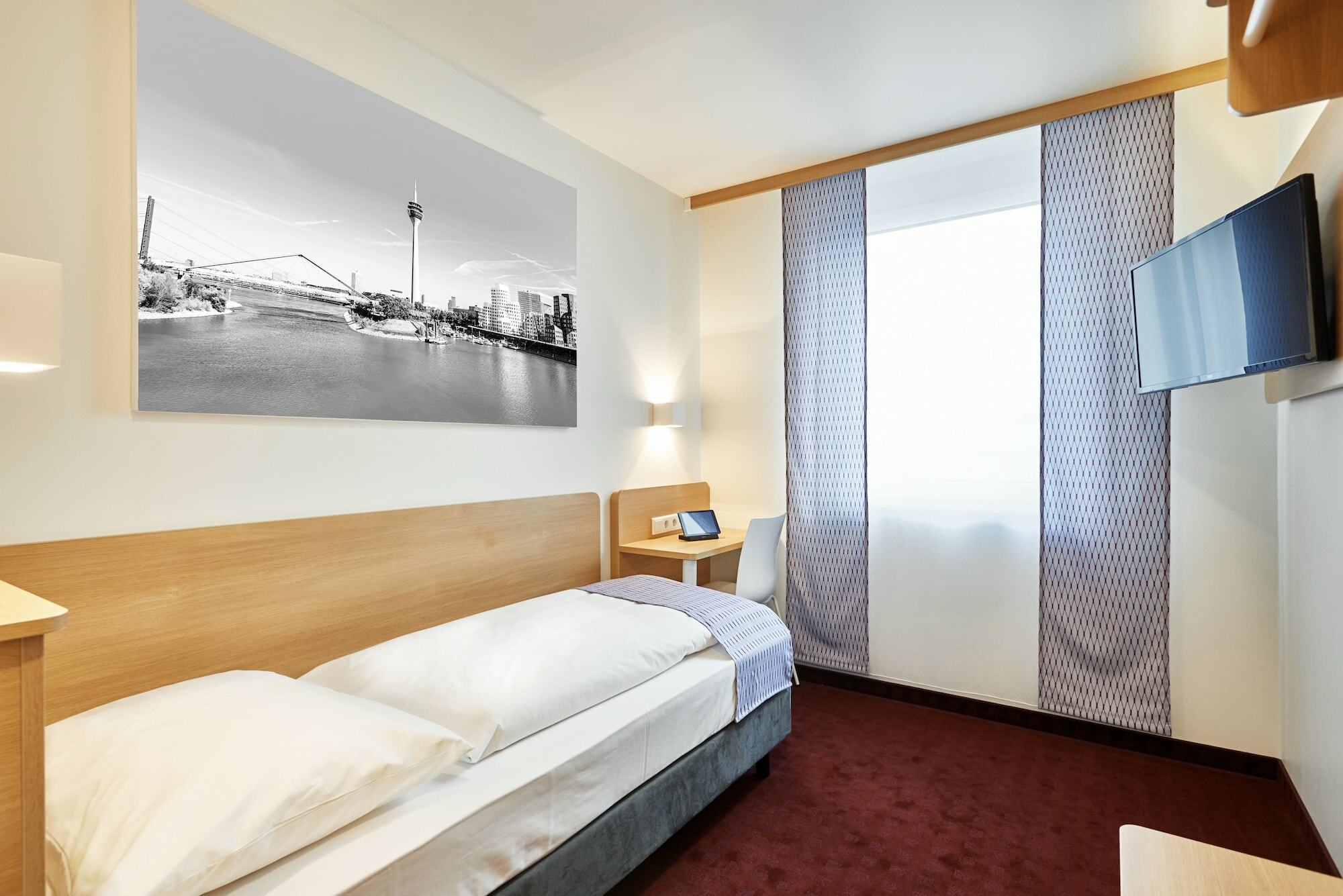 Mcdreams Hotel Dusseldorf-City Eksteriør bilde